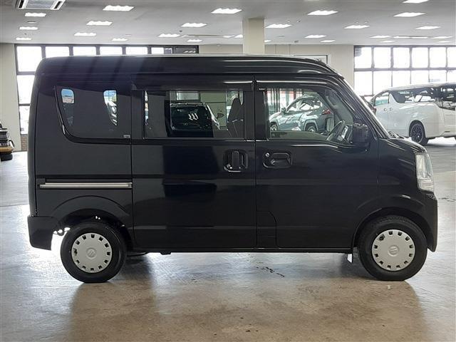 ■　外装右側　■　磨き職人の手によってボディーの薄傷や洗車傷などもキレイに！持続効果3年を実証済みのガラス系コーティング！ハイパーコートPRO！！ 光り輝く車に乗りたいお客様におすすめのオプションです。