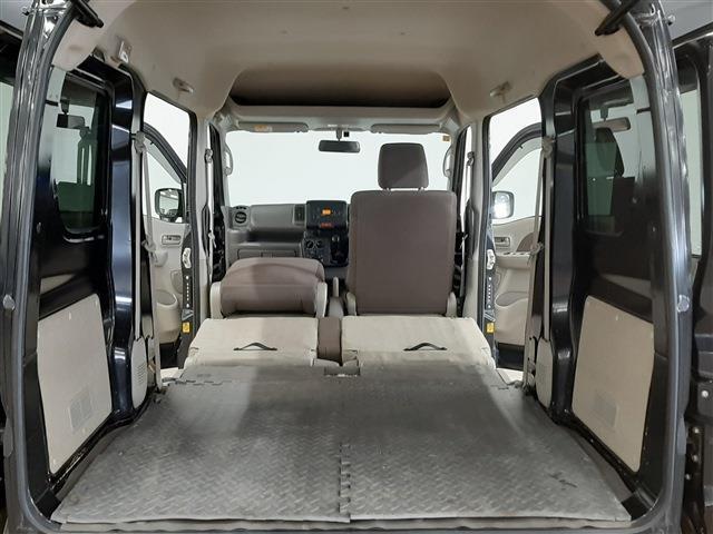 ■　装備7　■　広大なラゲッジ