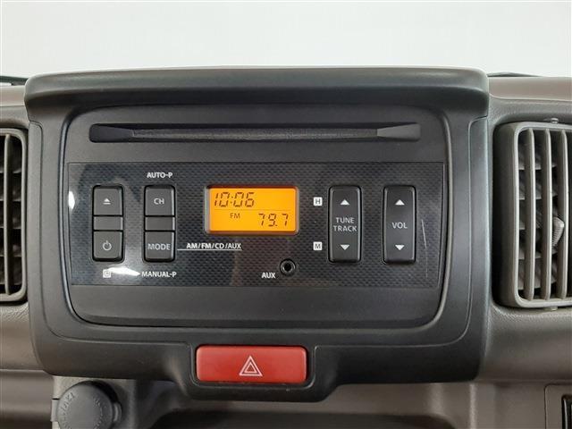 ■　装備2　■　CD AUX ラジオ