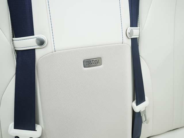 弊社では、【カーセキュリティーシステム】の取り扱いも行っております！盗難率が高いLEXUSには、より高度なセキュリティ対策をオススメしております！様々なプランも御座いますので、是非ご相談下さい♪