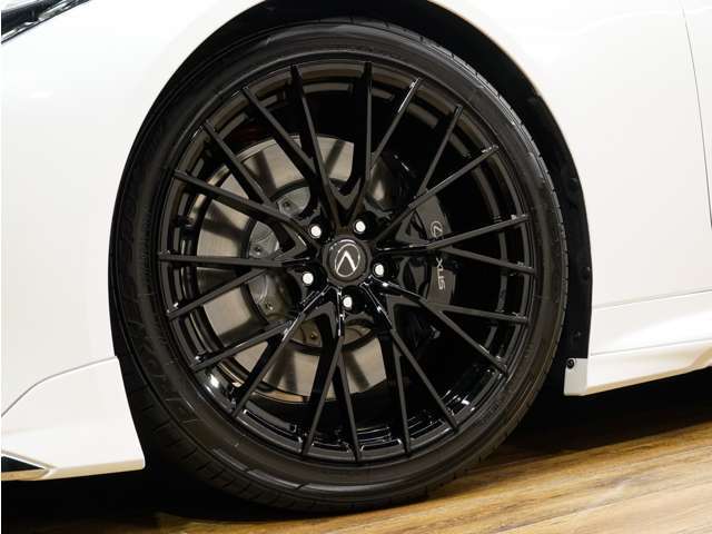 ■寒冷地仕様車■マークレビンソン3Dサウンドシステム■本革ベンチレーターシート■シートエアコン＆シートヒーター■ヘッドレストヒーター■3メモリー機能Pシート■ステアリングヒーター