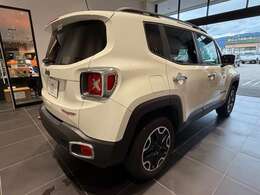 お車についてご不明な点がございましたら、お気軽にお問い合わせください。お急ぎの際は、お電話でのお問い合わせも大歓迎です。