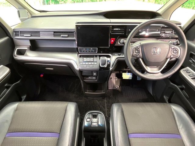 グループ総在庫数約30，000台！！全国の系列店からメーカー・車種問わずご紹介出来るので、あなたにピッタリのお車が見つかるはずです♪まずはお問い合わせ下さい☆