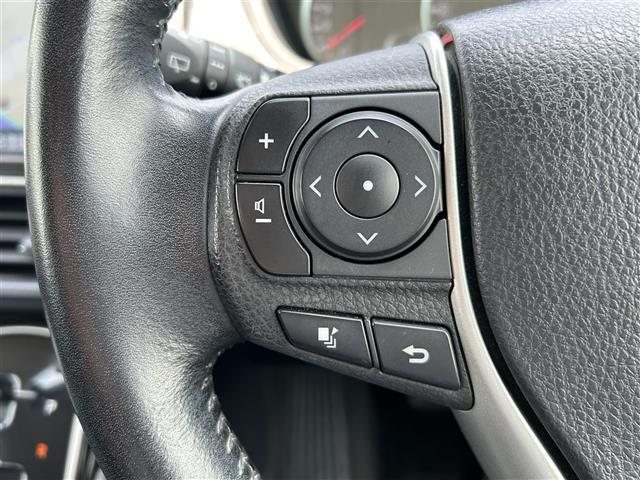 【運転席操作部】快適なドライブを楽しむための機能が装備されています！運転席から触れるので、使いやすいです！除菌プランいれていただくと、さらに清潔で安心していただけます！