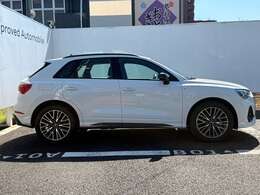 Audi広島インターは正規ディーラーであることはもちろんのこと、保険代理店でもあります。セールススタッフは保険の有資格者ですので保険のご相談もお任せください。