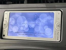 【純正ナビ】人気の純正ナビを装備しております。ナビの使いやすさはもちろん、オーディオ機能も充実！キャンプや旅行はもちろん、通勤や買い物など普段のドライブも楽しくなるはず♪