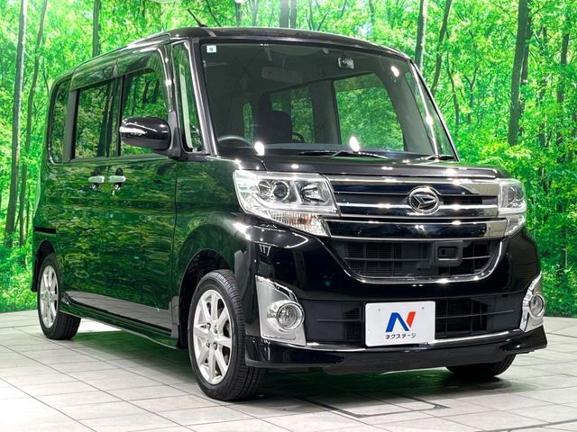 高透明度のガラス皮膜で撥水はもちろん、上質なツヤ・光沢を実現。紫外線や酸性雨から大切な愛車を保護し、色あせ・劣化を防止。「弾スプラッシュコート」、「弾プリミッサコート」からお選びいただけます。