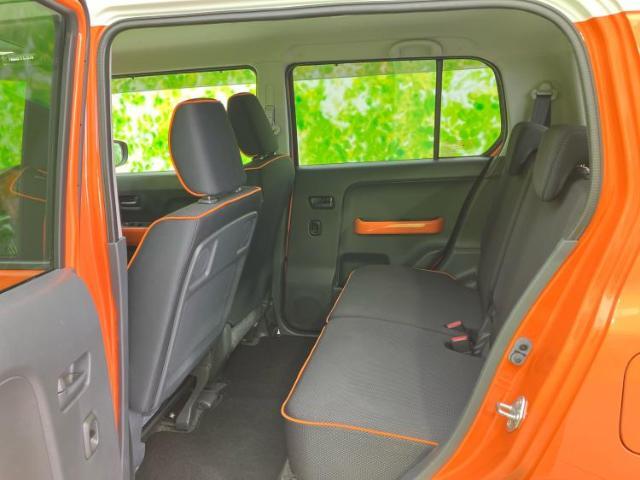 WECARSでは各商談席に大型モニターをご用意しております！見やすい大画面でゆったりと全国の在庫をご覧いただけます！是非ご来店お待ちしております！