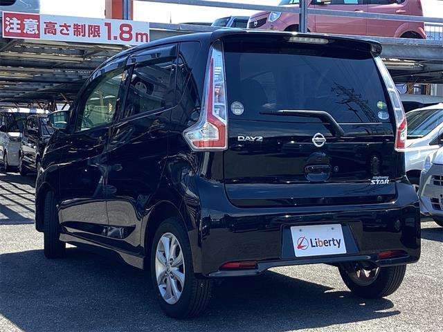 ■□■□■ 万が一のキズヘコミも迅速に対応いたします！！ 自社鈑金工場を持っているので、自社で修理いたします！！ 仲介料がかからないので安いんです！！  ■□■□■