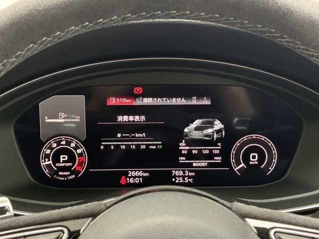 中古車展示場は新車ショールームに隣接、厳選されたAudi認定中古車を展示しております。