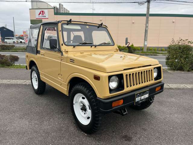 スズキ ジムニー SJ30FK ハーフメタルドア 1982年 4.1万キロ