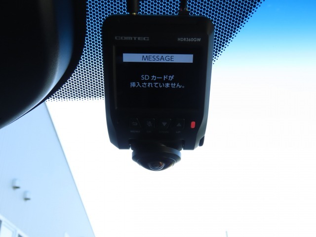 事故の際は第三者の目で客観的な証拠が残るドライブレコーダー付です！