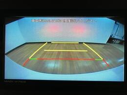 R7/6登録、届出済未使用車のムーヴキャンバス♪　ターボエンジンで純正メモリーナビにバックカメラ、ナビ連動前後ドラレコが装備です。人気のシャイニングホワイトにスムースグレーのツートンカラーですよ