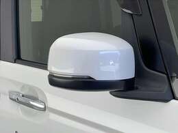 【ドアミラー】大きくて見やすいので、後方を見るときも安心です！