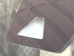 【トヨタセーフティセンス】走行中に前方の車両等を認識し、衝突しそうな時は警報とブレーキで衝突回避と被害軽減をアシスト。より安全にドライブをお楽しみいただけます。