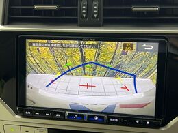 【バックカメラ】駐車時に後方がリアルタイム映像で確認できます。大型商業施設や立体駐車場での駐車時や、夜間のバック時に大活躍！運転スキルに関わらず、今や必須となった装備のひとつです！