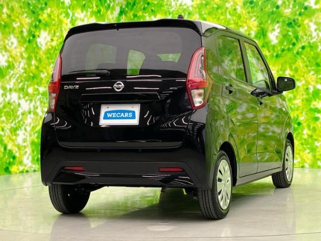 全国に店舗を展開しているのでどこでもお取り寄せが可能です！この車が気になるけど遠方だから・・・と諦める必要はありません！※別途陸送費が必要です。