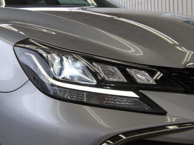 少ない消費電力でクリアな視界を確保するLEDヘッドライトです！
