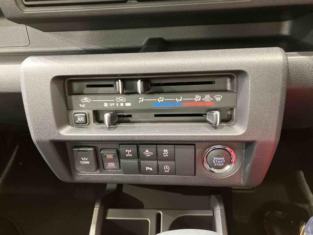 納車前にはプロのメカニックが、各部の点検を行います。ディーラーにしか出来ない品質、そしてサービスできっと満足していただけると思います！