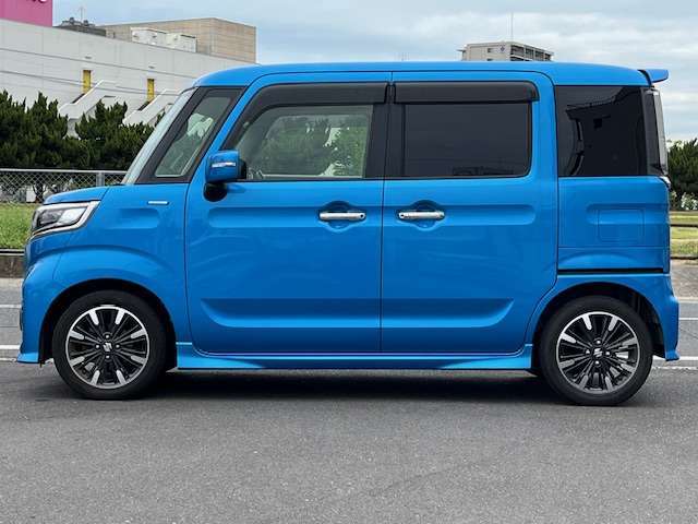 【販売】お車のご購入が初めての方や、お車に詳しくない方でも分かりやすいご説明を心がけております☆お客様を中心に、地元スタッフが出来る限りのサービスでお応え致します(^з^)-☆