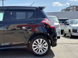 【追加オプション】冬ワイパーやドライブレコーダー、ETC等の必需品も取り扱っております。