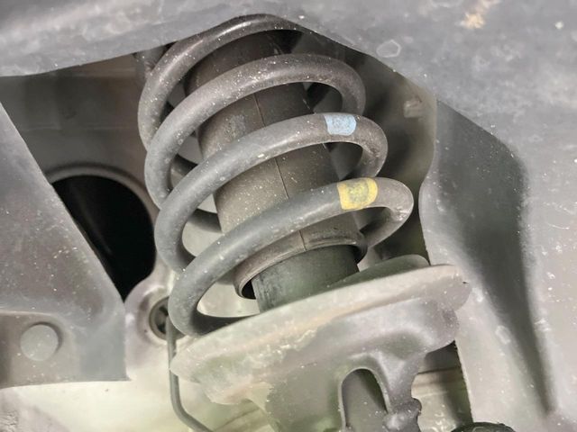 親切・丁寧な専門メカニックスタッフが応対！・車検・点検整備・事故等の修理などアフターサービスも安心。お車のカスタマイズもネクステージのサービススタッフまでご相談ください！