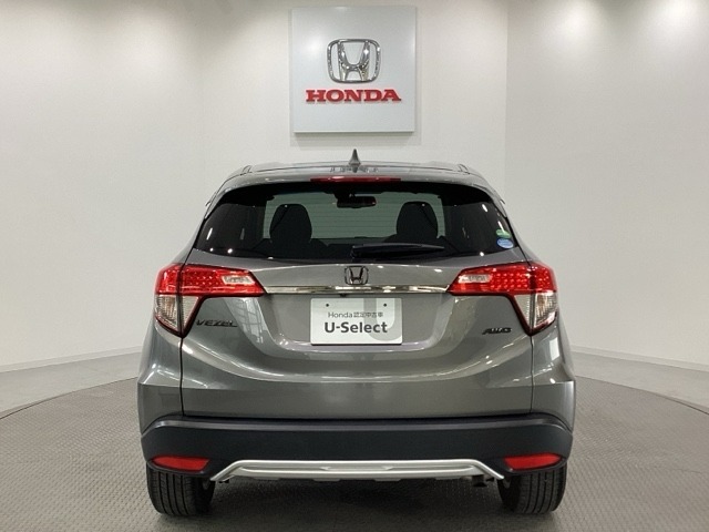 【Honda認定中古車 U-Select】　は3つの安心をお約束します。　1　Hondaのプロが整備した安心。 2　第三者機関がチェックした安心。　3　購入後もHondaが保証する安心。