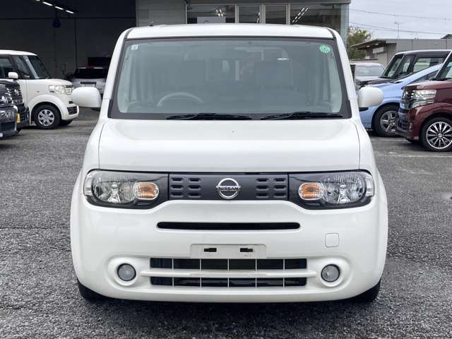 オイル交換も当店人気のメニューになっております。当店ご購入者様以外もご利用されています。