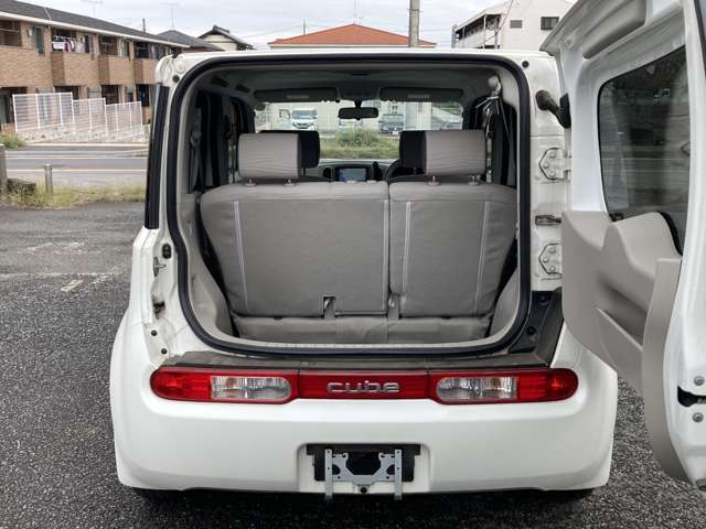 オイル交換やメンテナンス作業もお安く実施しております。