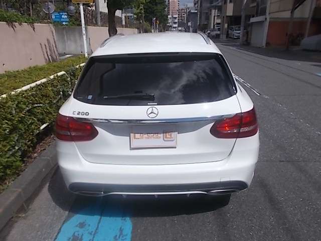 障害物センサー装備：バックの際も安心して運転できます