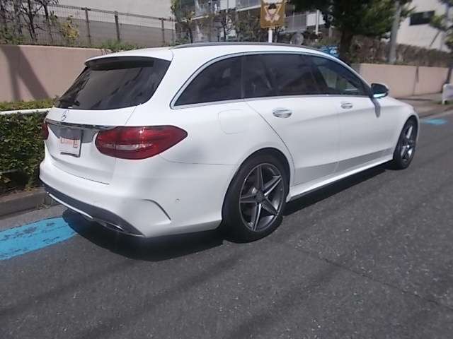 障害物センサー装備：バックの際も安心して運転できます