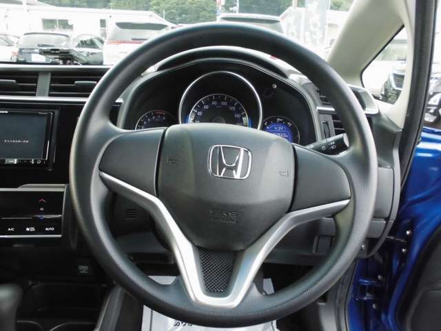 掲載のお車は一部です。ほかにもお買い得車をたくさん揃えております。強引なセールスはしていませんので、お気軽にご来店ください。