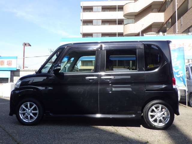 自社分割払いをご利用頂くと初回22.8万円を頭金として残りは3万円の4回払いのお支払いになります！！また、頭金なしのオートローンの取り扱いもございますので、ご相談、お問い合わせはお気軽に！！