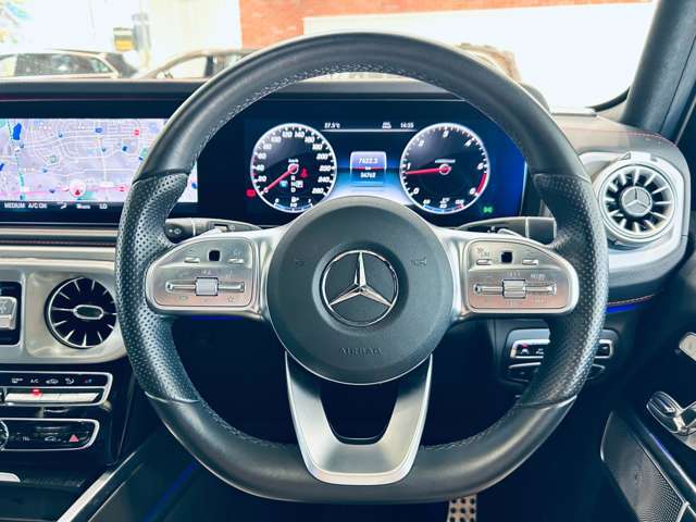 安心してカーライフを始めていただく事ができるよう、納車前にディーラー整備工場もしくは熟練メカニックが在籍する整備工場にて点検を行ない、必要な整備を実施致します。