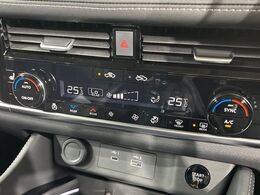 【寒冷地仕様】冬場の冷え込みが厳しい地域や降雪地域にお住いの方はもちろん、スキーやスノボなどウィンタースポーツを楽しみたい方には必須の装備！あるのと無いのでは安心感が違います！