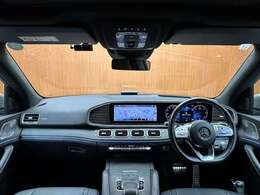 BMW、メルセデス、アウディといったドイツのプレミアムブランド中心とした、各種輸入車ブランドを同時に較べることができます。