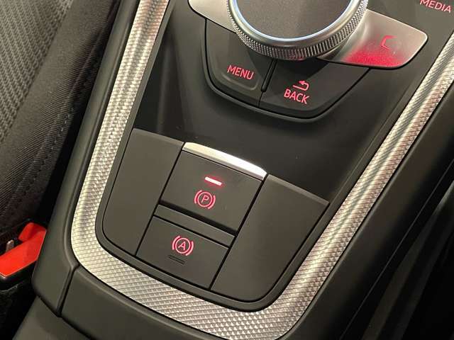 全国納車可能です。※有償　納車方法及び費用につきましては、お気軽にコーディネーターまでご相談ください。