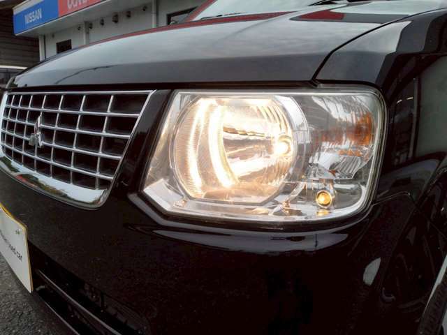 ハロゲンヘッドライト