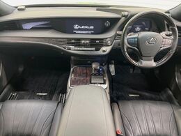 グループ総在庫数約30，000台！！全国の系列店からメーカー・車種問わずご紹介出来るので、あなたにピッタリのお車が見つかるはずです♪まずはお問い合わせ下さい☆