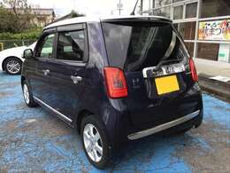 プライバシーガラス　リアワイパー付です