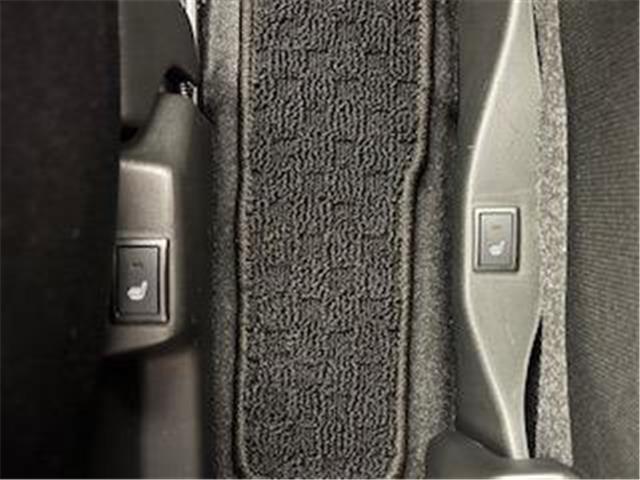 アツミモータースでは人気の中古車を常時1500台展示！掲載車両以外にも当社ホームページにて検索できます！