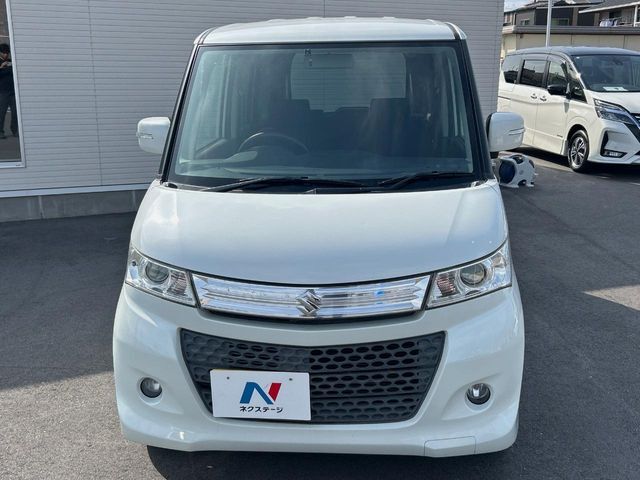 弊社では、全車『修復歴なし』のお車のみ取り扱っております。専任バイヤーによる厳選した仕入れの後、入庫後の車両チェックを行い、ネクステージが認定した高品質な中古車をご提供しております。