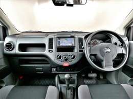 運転席からの視界が広く、隅々まではっきり見渡せます☆