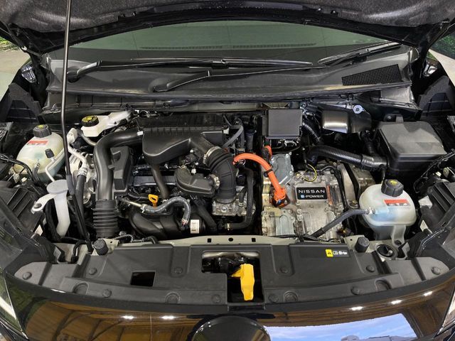 親切・丁寧な専門メカニックスタッフが応対！・車検・点検整備・事故等の修理などアフターサービスも安心。お車のカスタマイズもネクステージのサービススタッフまでご相談ください！