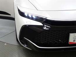 4眼LEDヘッドランプ＋LEDクリアランスランプ＋LEDデイライト＋LEDフロントターンランプ＋ヘッドランプクリーナー　少ない電力で明るく照らします☆彡