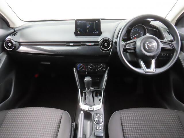 内外装の清掃・ガラス系ボディコーティングをCARクリーニング専門業者が施工いたしますので大変清潔。オリックス自動車ではみなさまに快適なドライブをお約束。