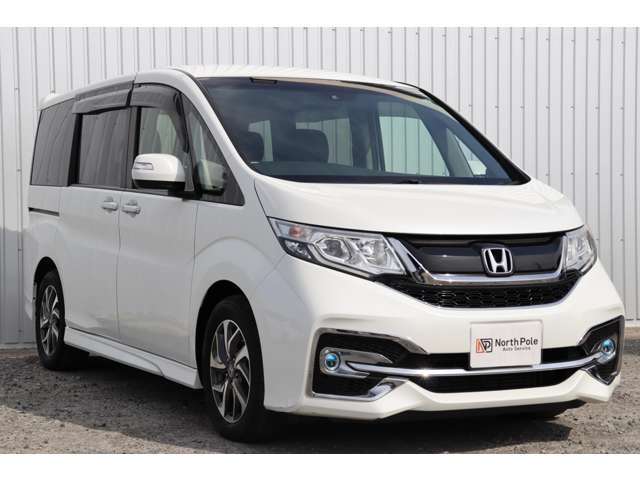 おクルマの販売だけでなく、整備やアフターサービスもお任せを♪