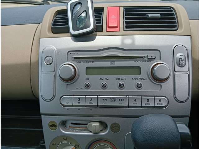 運転席操作部です。不明点はお気軽にご質問ください♪