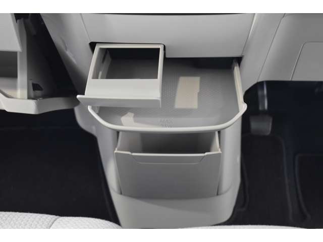 全国の三菱ディーラーで保証修理を受けられますので、遠方の方や、出先での故障にも対応致します。