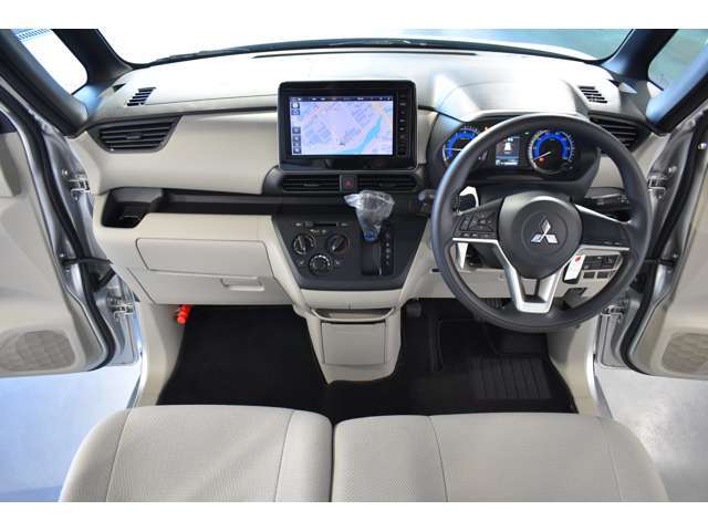 このお車の「見積りが知りたい！」「状態が知りたい！」「在庫あるかな？」などなど気になったらぜひお問い合わせください♪